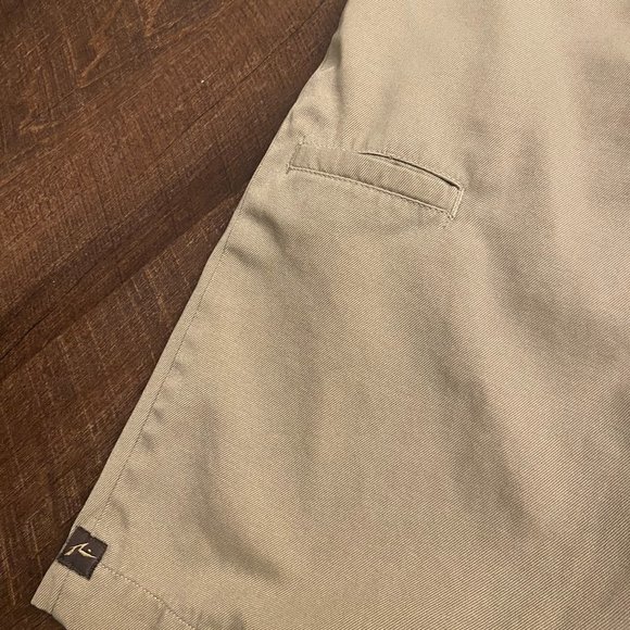 Rusty Khaki Walk Shorts - Size 34 - Picture 6 of 7